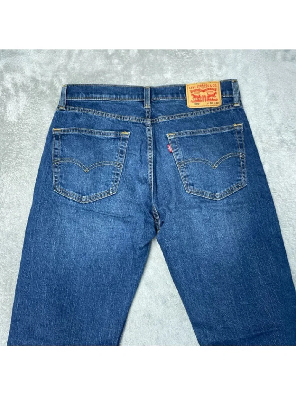 Levis 505 Regular Fit Men's W32 L30 Stretch Jeans  Straight Leg e1551